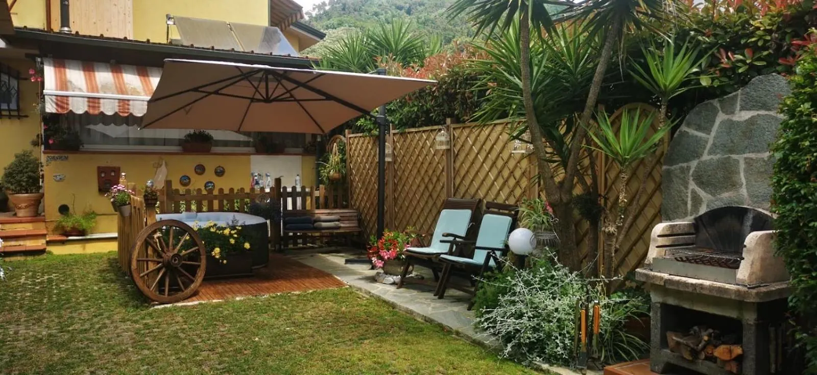 Il Giardino di Laura Villa Corsanico-Bargecchia Casa vacanze