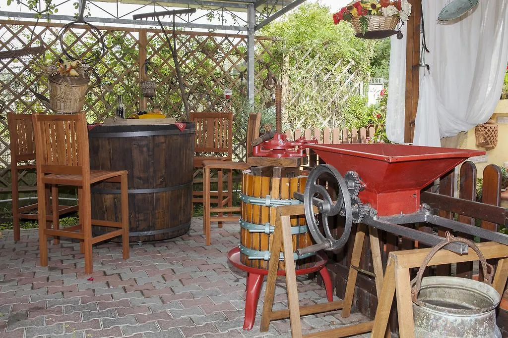 Willa Il Giardino Di Laura Corsanico-Bargecchia 0*,